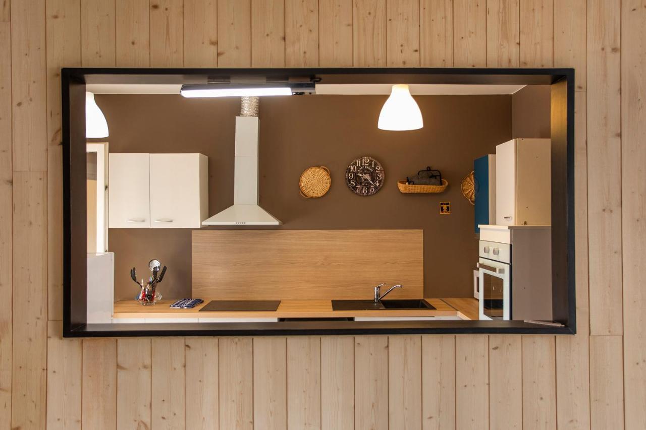 Blue Home Roanne Bagian luar foto