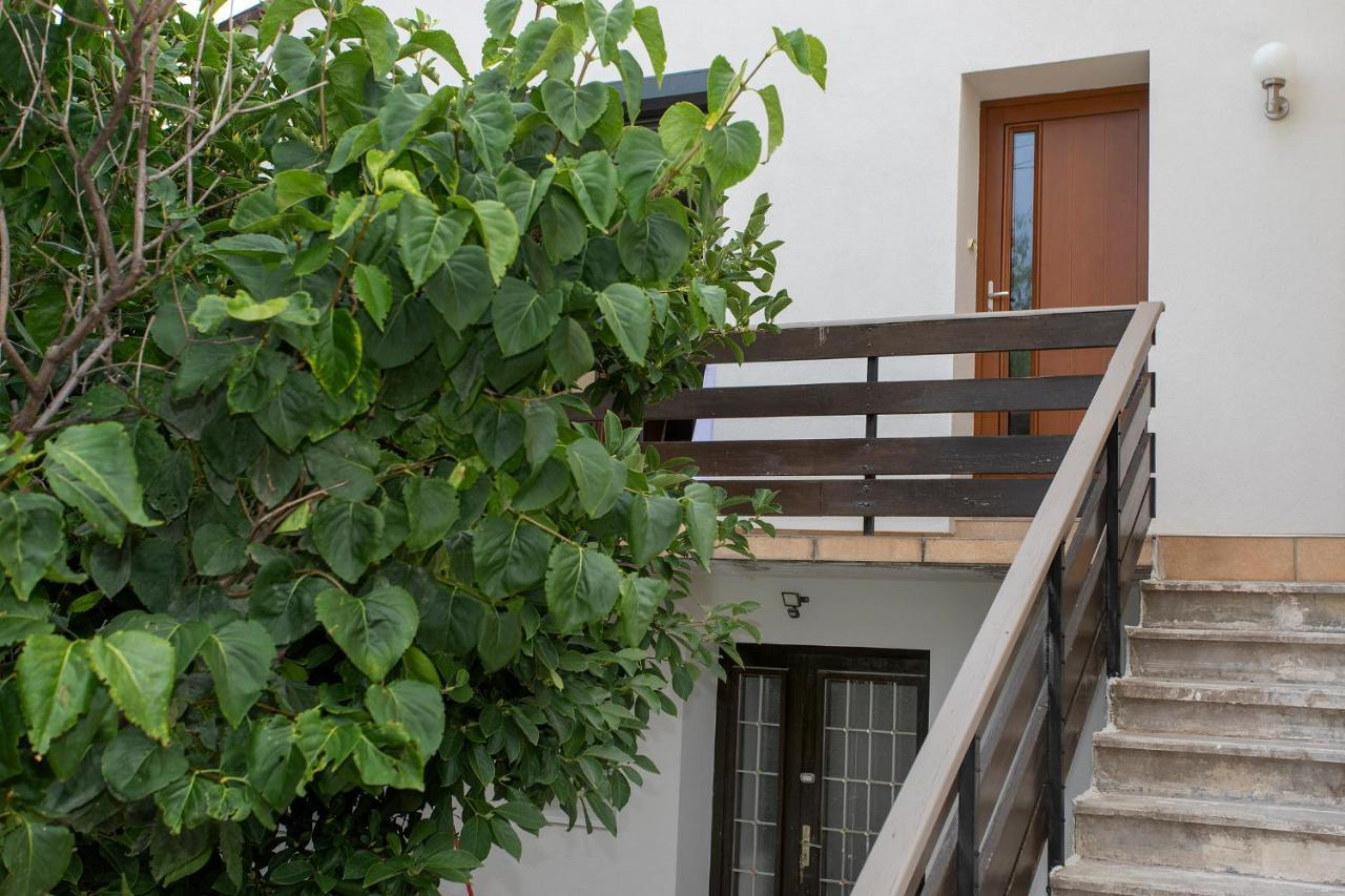 Blue Home Roanne Bagian luar foto