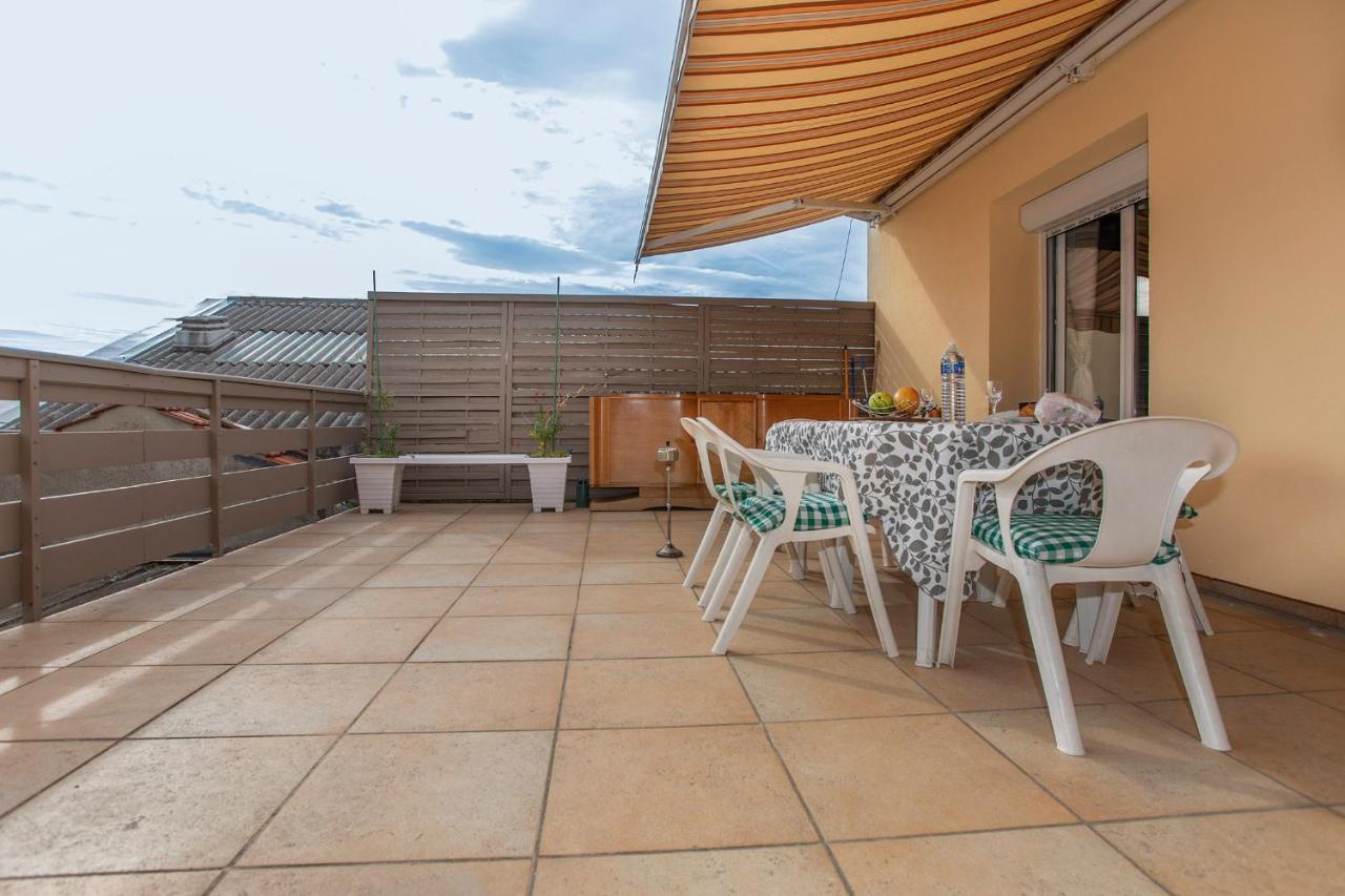 Blue Home Roanne Bagian luar foto